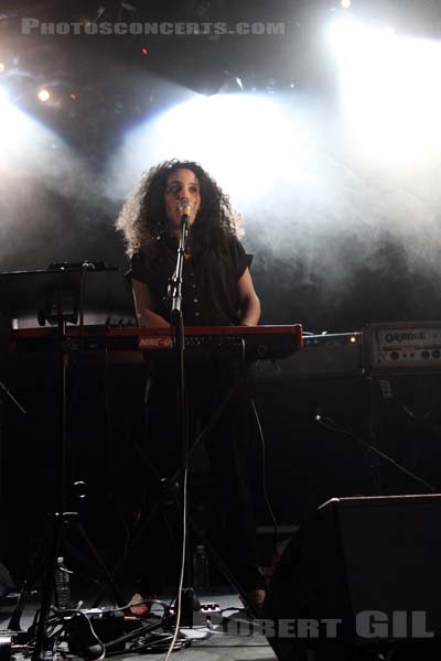 XENIA RUBINOS - 2013-12-10 - PARIS - La Maroquinerie - 